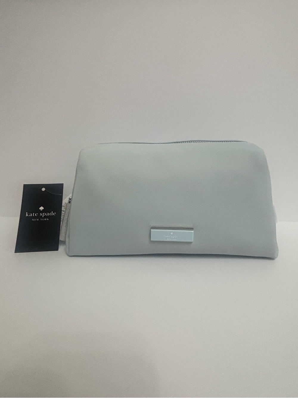 NWT kate spade Carter Nylon Cosmetic Pouch in Color Crisp Sky